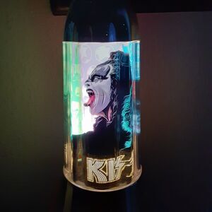 Vintage LARGE KISS/ SPENCER GIFTS MOTION LAMP 2004 W/ Box Rabbit Tanaka 1994